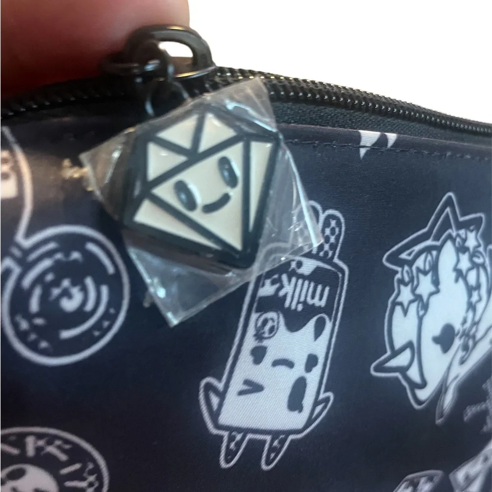 JU-JU-BE X TokiDoki NWT The Queens Court Be Quick Bag. NWT approx 8”X11”